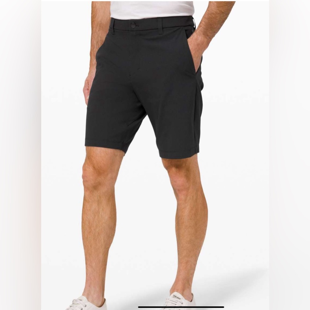 Lululemon Commission Classic-Fit Short Size 30.. NWOT